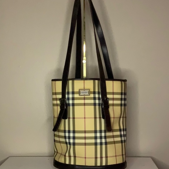 Burberry Nova Check Bucket Bag Tote in Coated Canvas (9.5" x 11") - Picture 1 of 14